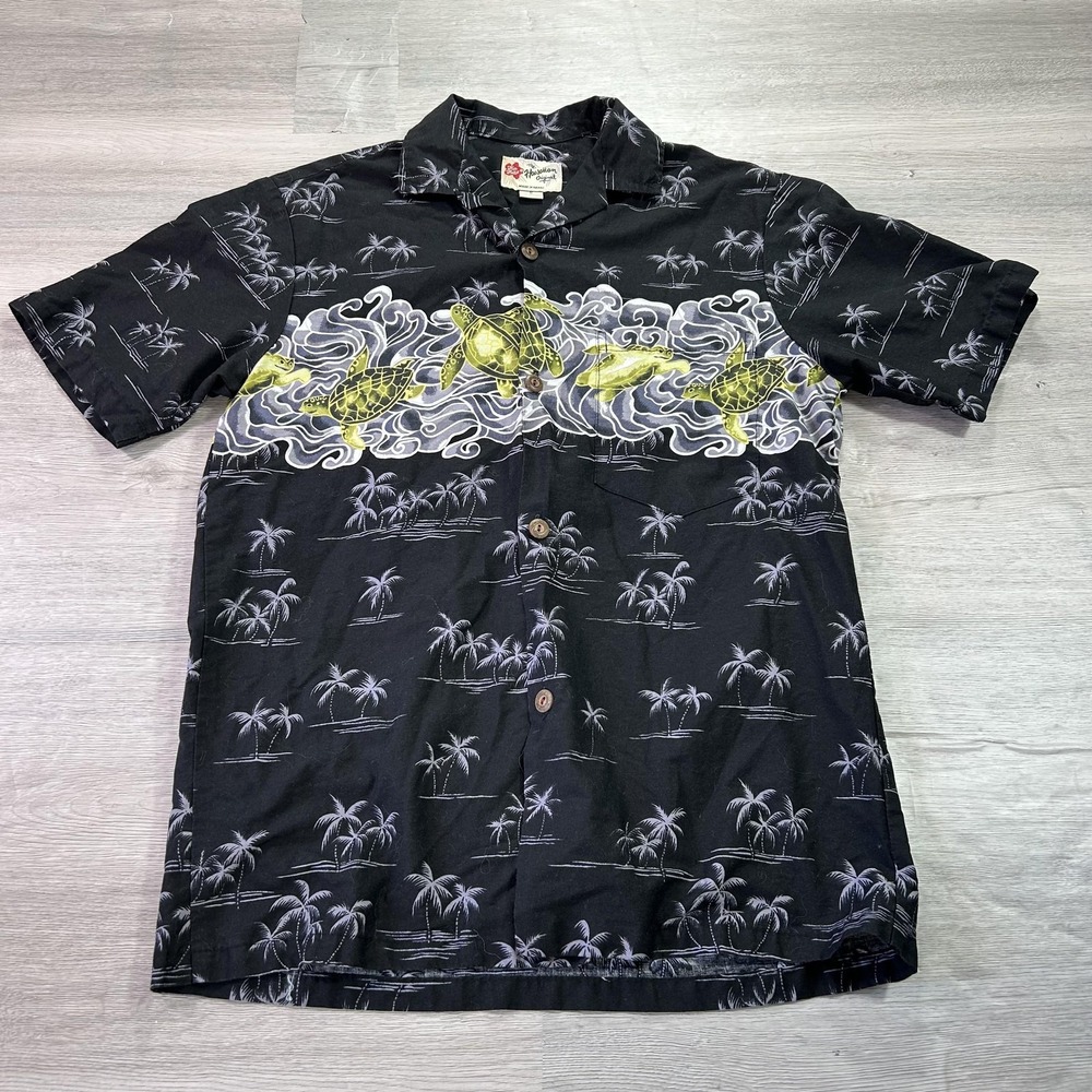 Hilo Hattie Hawaiian Shirt Mens Small Black Sea Turtle Palm‎ Tree Aloha Print
